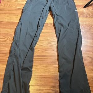 lululemon athletica Women's Charcoal Cargo Pants with elastic Waist Pockets